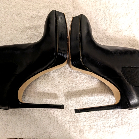 Michael Kors Meadow Stiletto Platform Booties - Picture 3 of 9